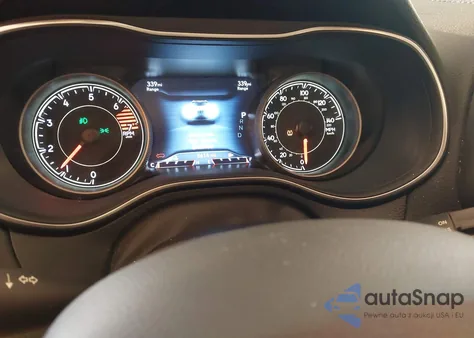 2023 Jeep Cherokee Altitude Lux 4X4 z USA, uszkodzony, nr VIN 1C4PJMMB1PD105454